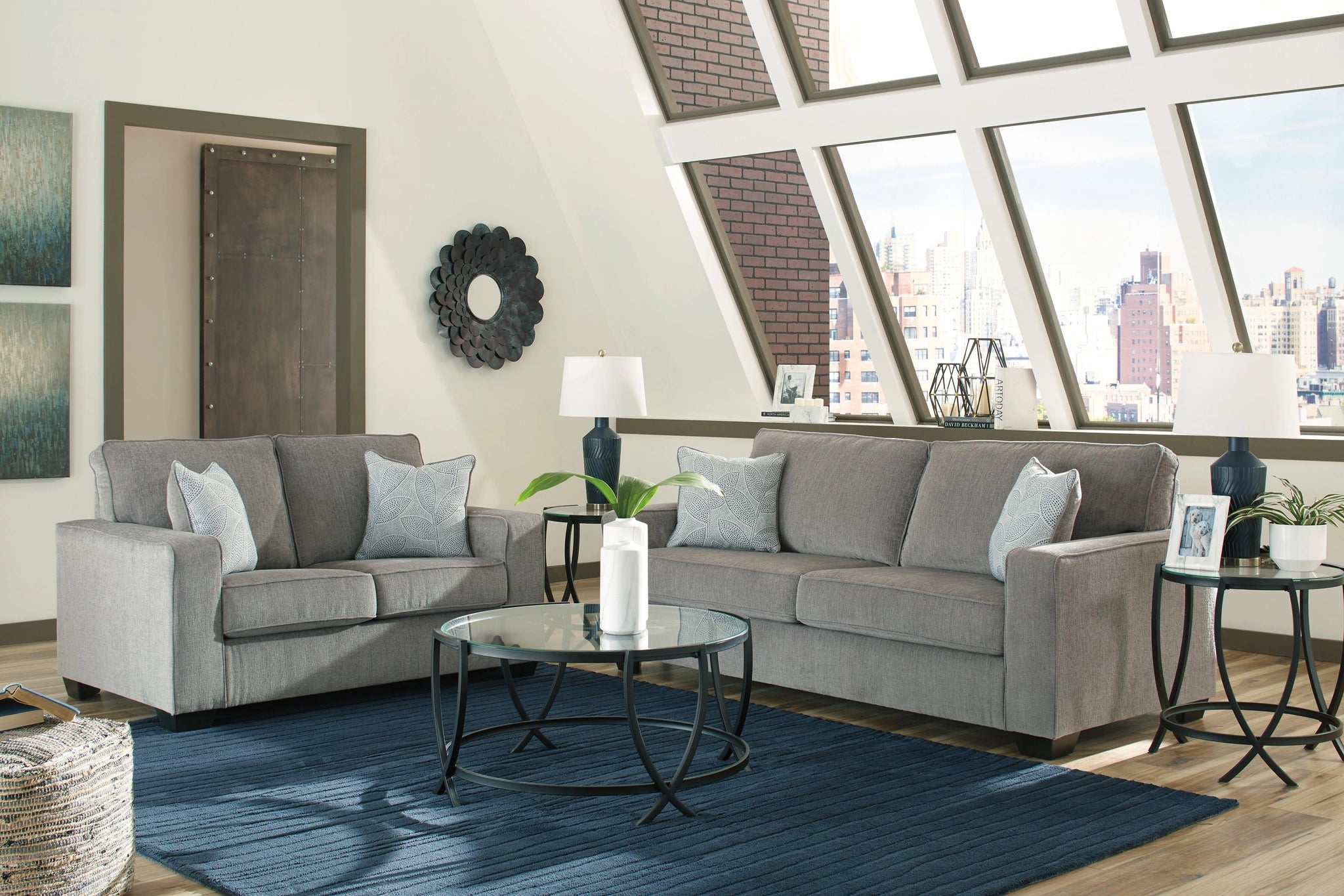 Altari Room Set