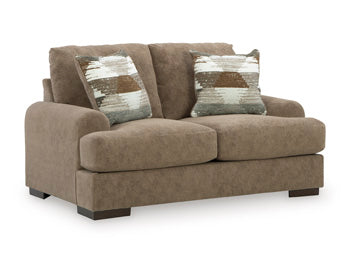 Jayne Park Loveseat