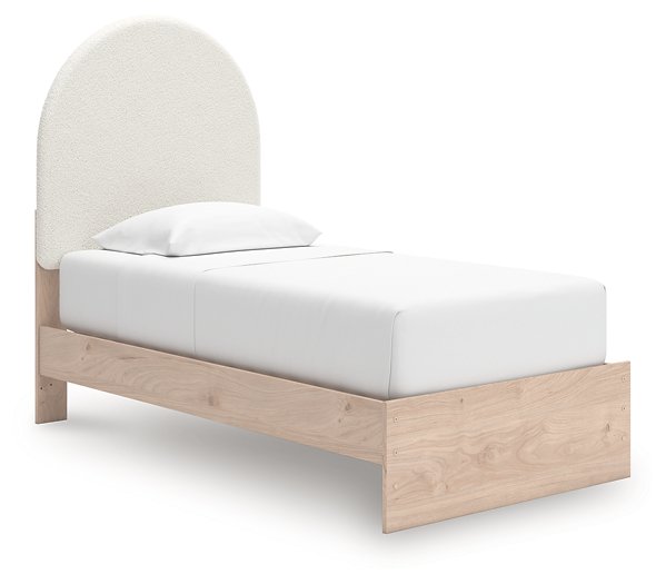 Arloster Upholstered Bed
