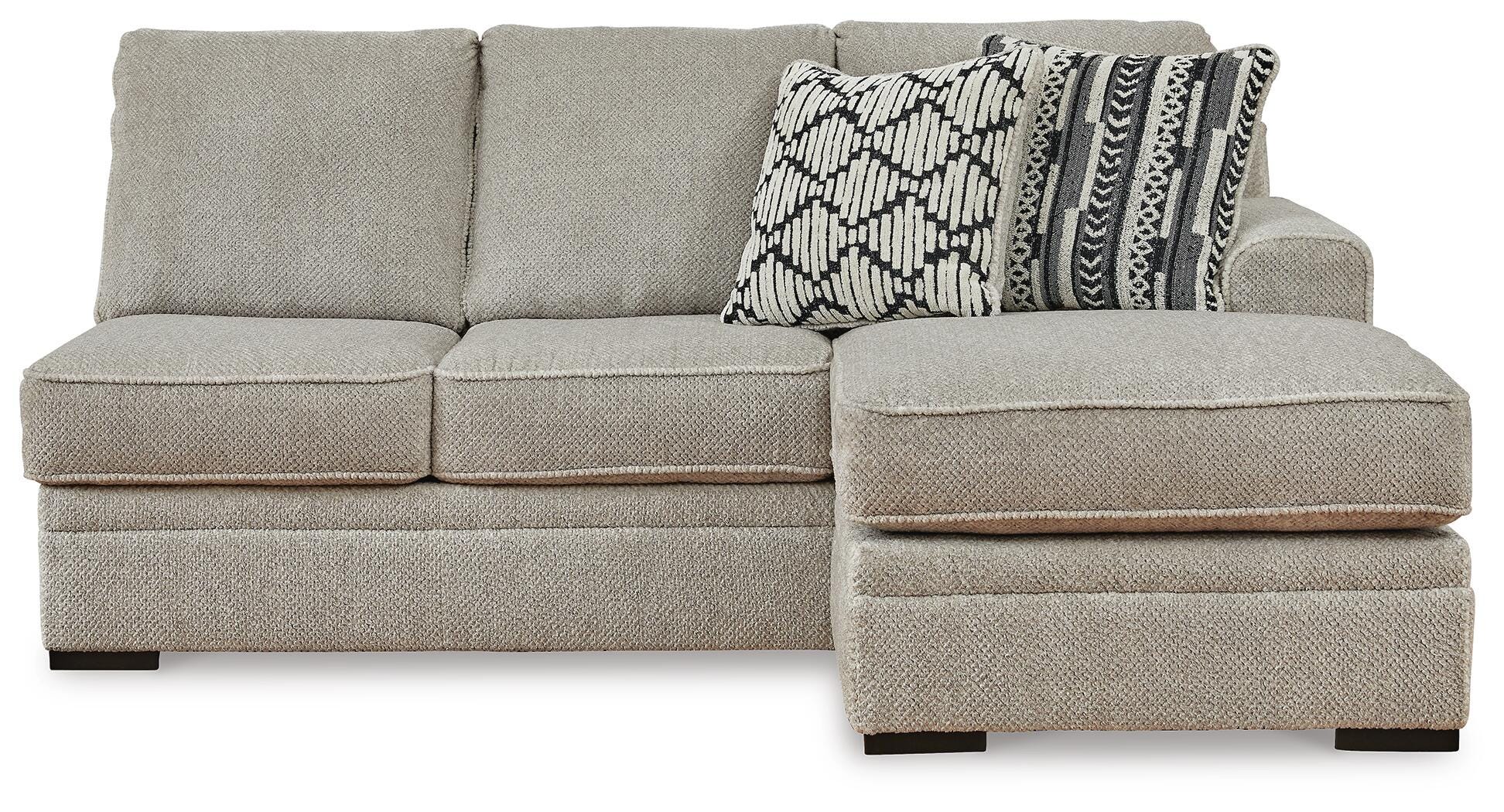 Calnita Sectional with Chaise