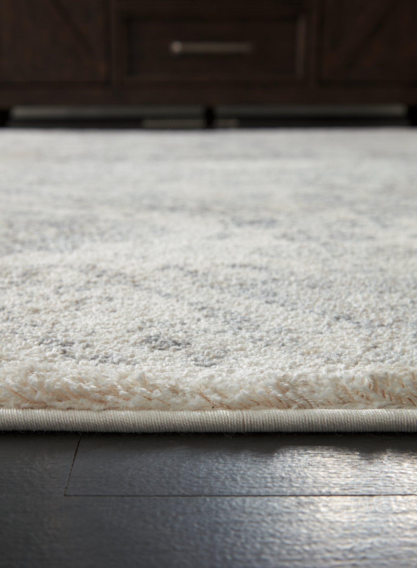 Precia 7'10" x 10'6" Rug