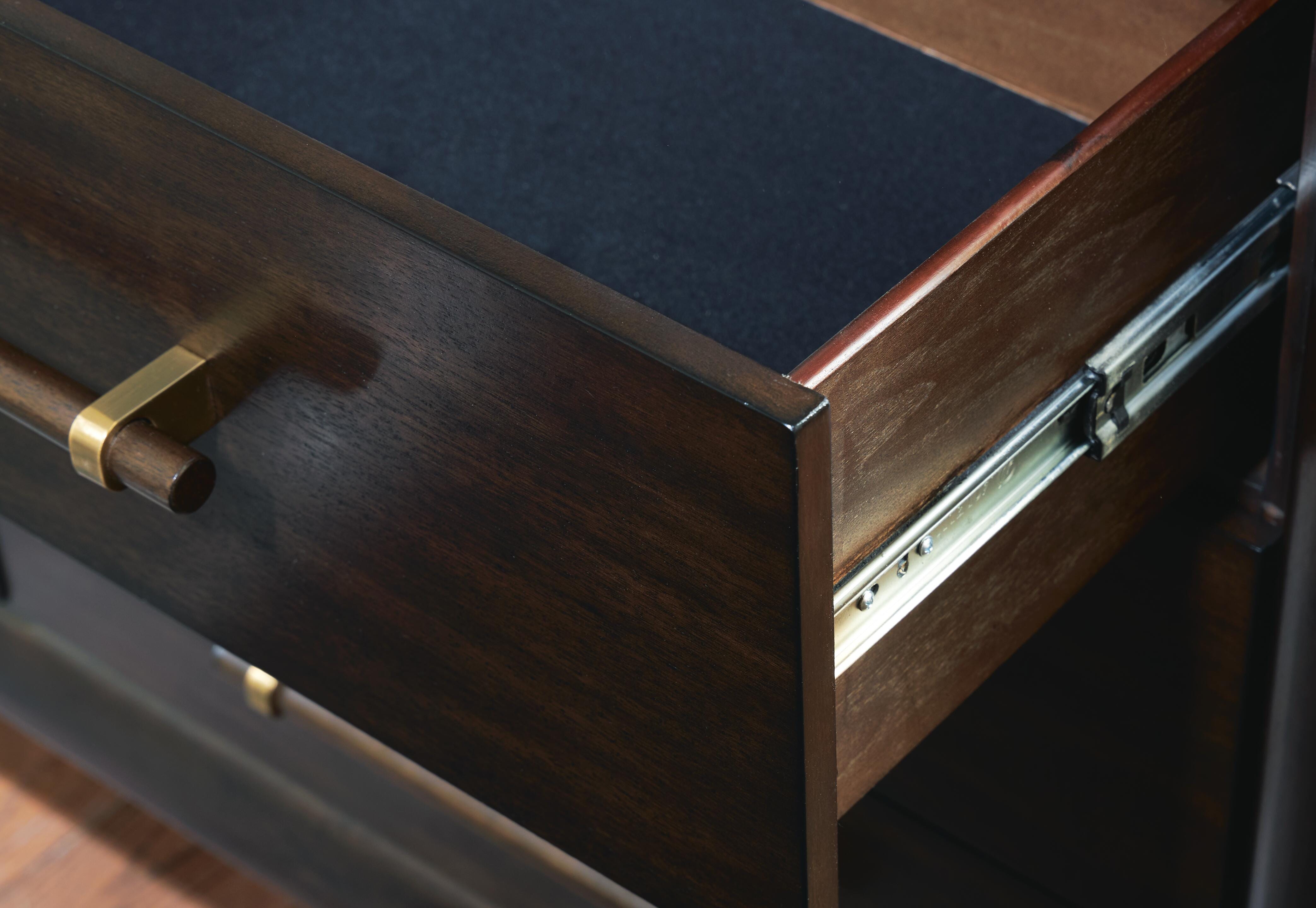 Dantenton Dresser