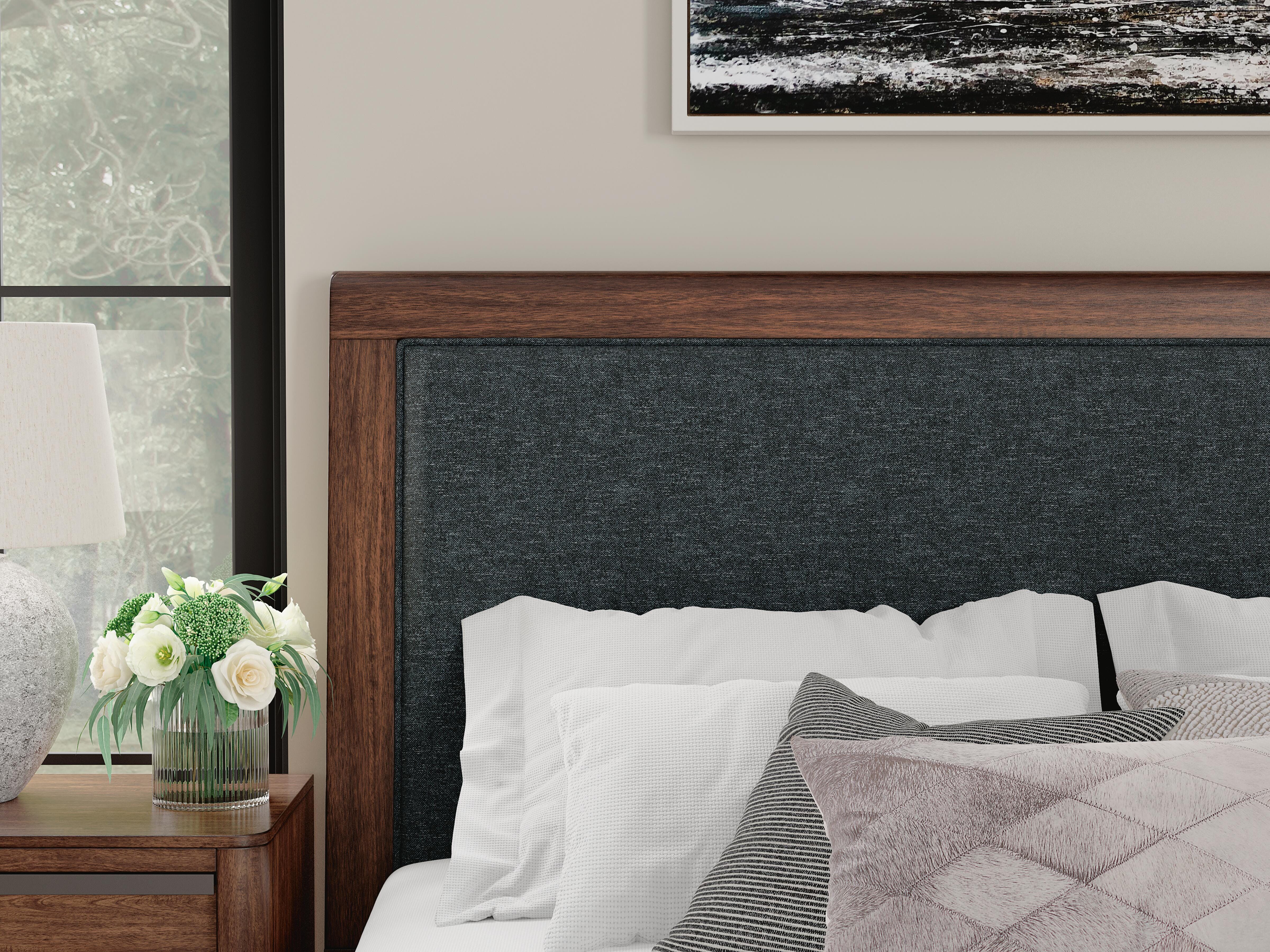 Dilenno Upholstered Bed